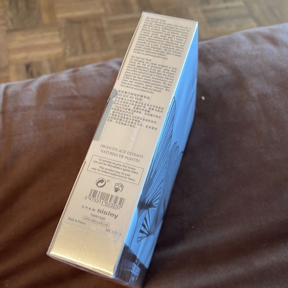 Sisley All Day All Year Anti Aging new in box sealed - Picture 4 of 7